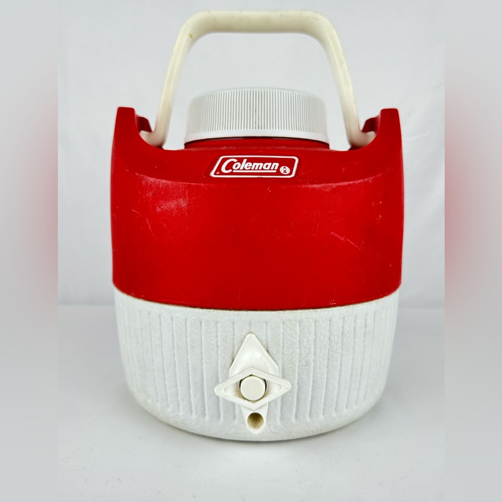 Vintage 1980’s Coleman 1 Gallon Water Cooler with Handle